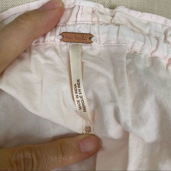 Free People Far Out Ruffle Top Baby Pink - Size XS - Picture 5 of 6
